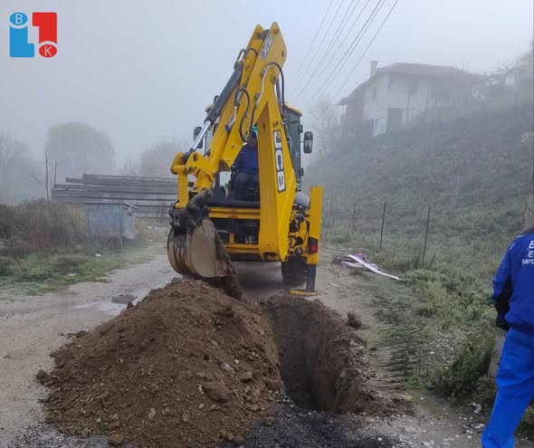 Ремонт на водопровод оставя улица в село Изгрев без вода Ремонт на водопровод оставя улица в село Изгрев без вода