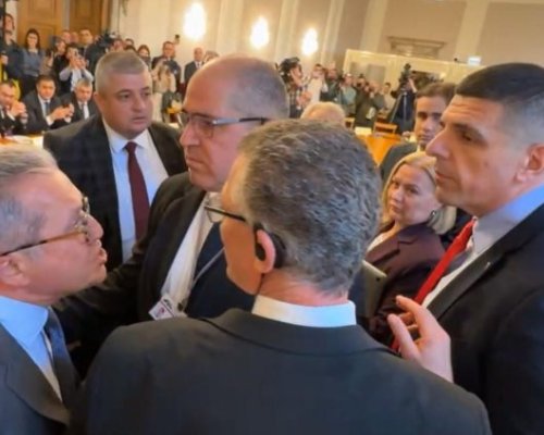 Скандал в Комисията по бюджета, Василев крещи: Кой разпореди това безобразие