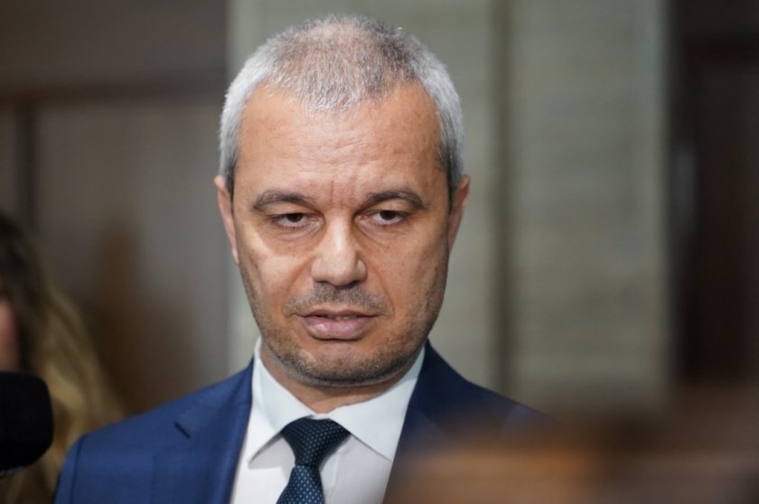 Костадинов призова правителството да подаде оставка Костадинов призова правителството да подаде оставка