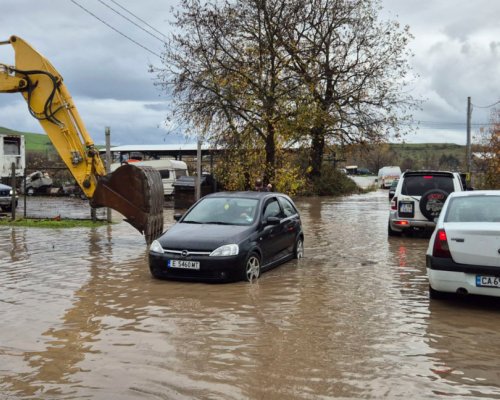 Якоруда нащрек: Река Места покачва нивото си в района на село Черна Места