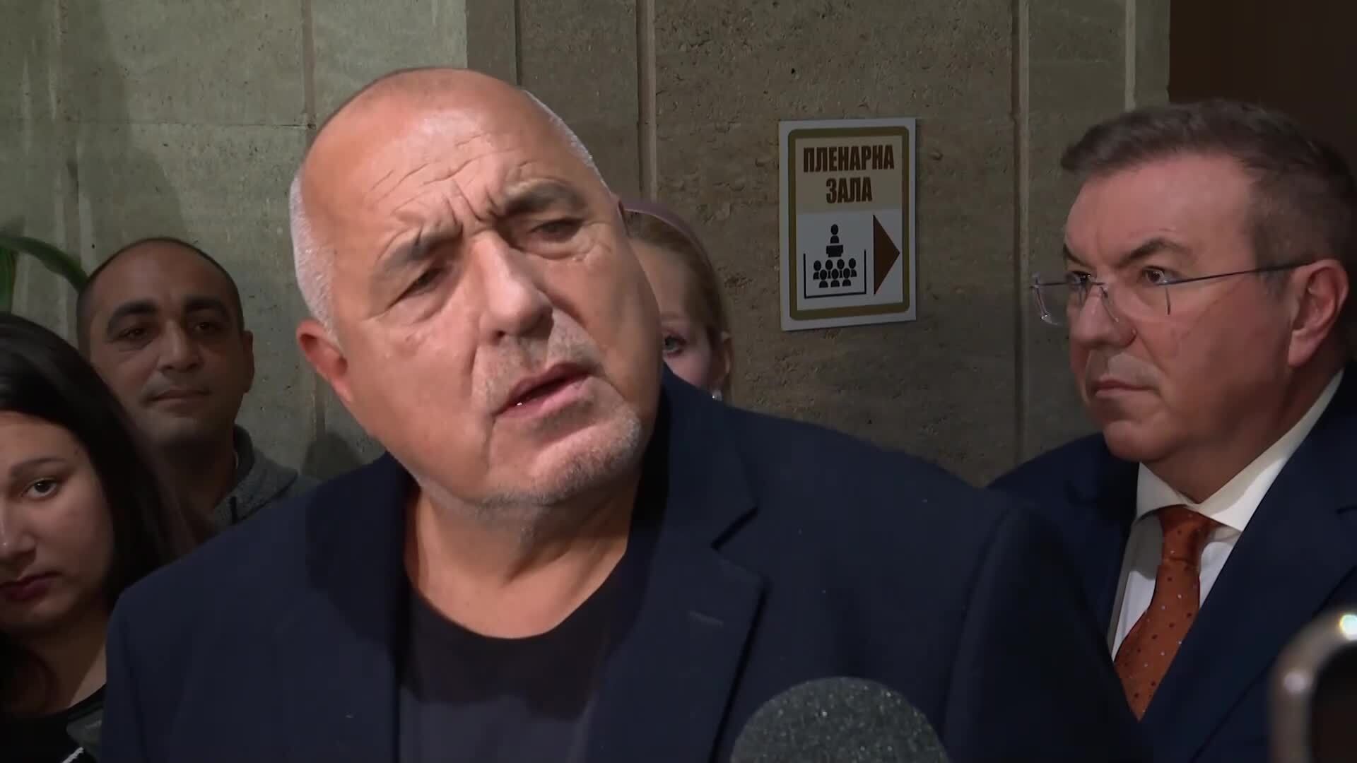 Борисов: Има три варианта за бюджета - изтегляне, отстъпки на властта или удължителен закон
