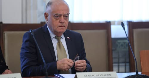 Ген. Атанас Атанасов: Арогантността на управляващите ще изкара още повече хора на улицата