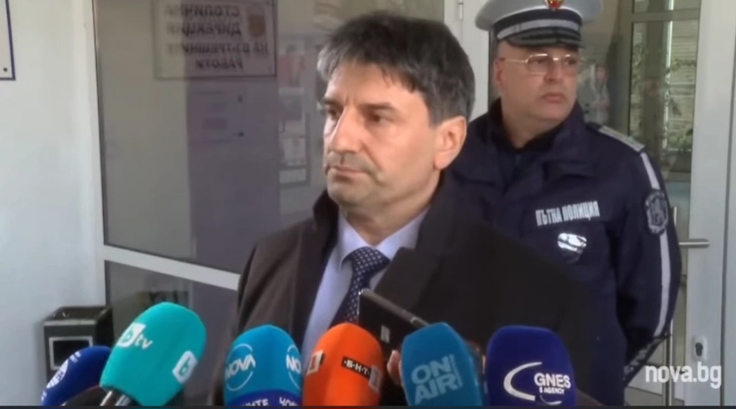 СДВР изгражда КПП за протеста довечера и намекна за възможна принудителна намеса
