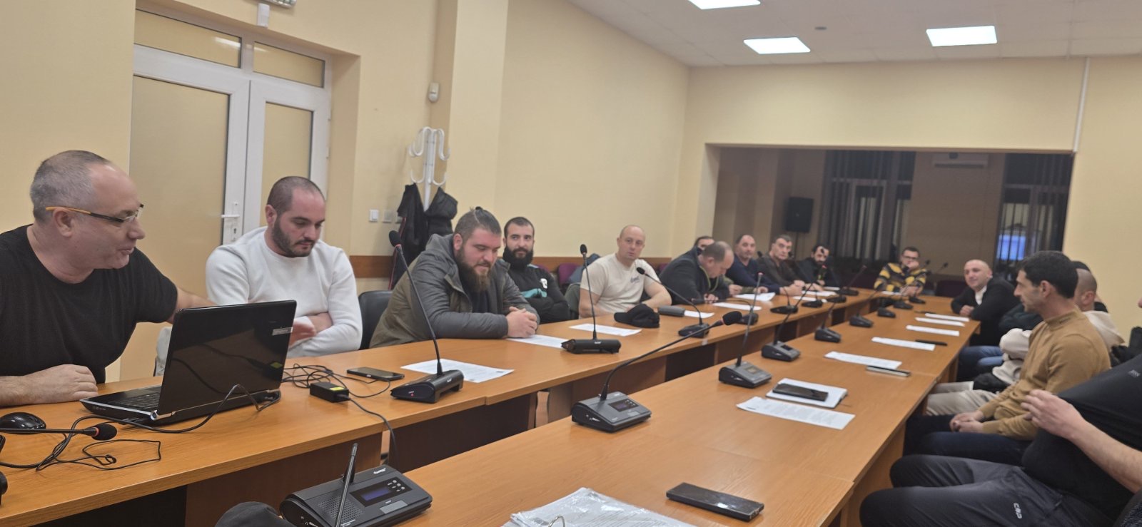 Новите участници в доброволческия отряд на Разлог преминаха успешно през първия модул на обучение Новите участници в доброволческия отряд на Разлог преминаха успешно през първия модул на обучение