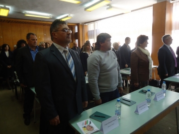 Общинските съветници от ГЕРБ - Кресна отхвърлиха кандидатстване по 3 проекта включващи изграждане на детски площадки