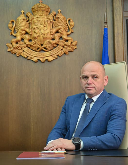 Стойчо Баненски: Честит 8-ми декември, скъпи студенти Стойчо Баненски: Честит 8-ми декември, скъпи студенти