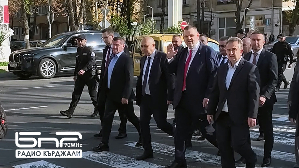 Пеевски и Р. Ревански с внезапна визита в Кърджали преди митинга на ДПС
