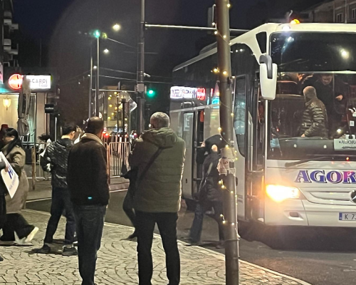 Започва контрапротестът на Пеевски в бастиона на ДПС Кърджали
