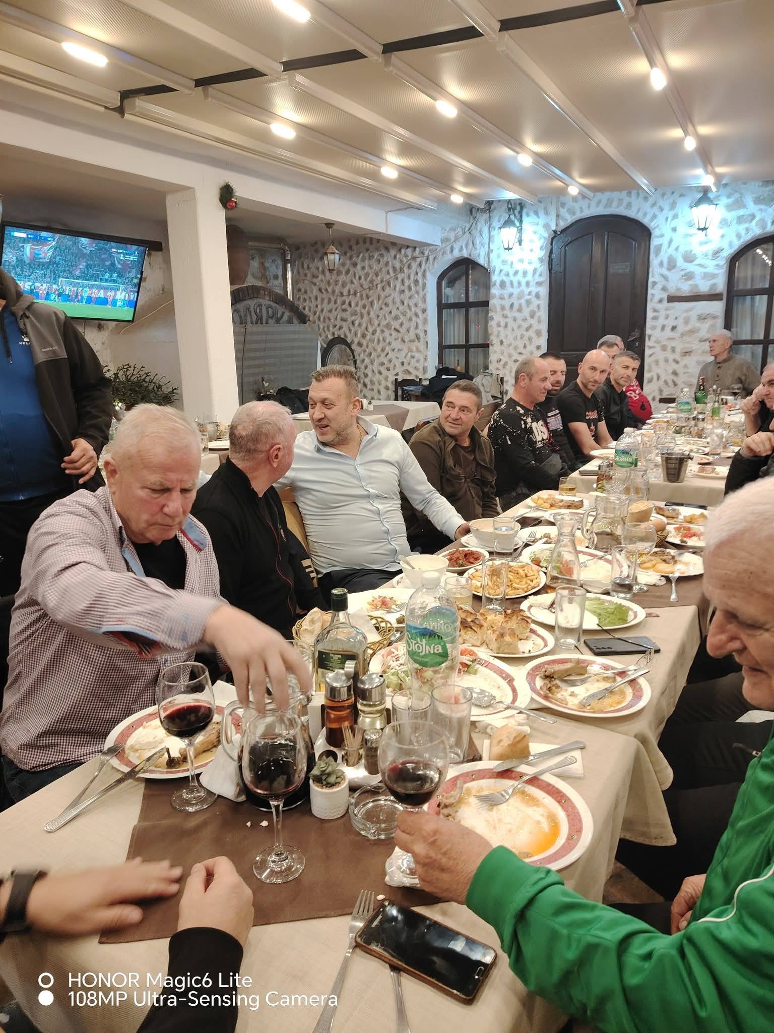 Ветераните на Вихрен се събраха на Коледен банкет и учредиха сдружение