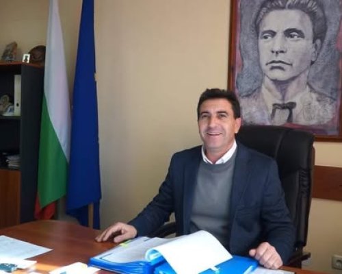 Гърмен спечели проект за фотоволтаици и електрически автомобил за социалните центрове
