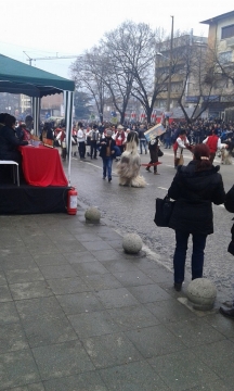 Започна представянето на групите в Кукерския фестивал в Благоевград, кв. Струмско се представи с 200 участника (снимки)