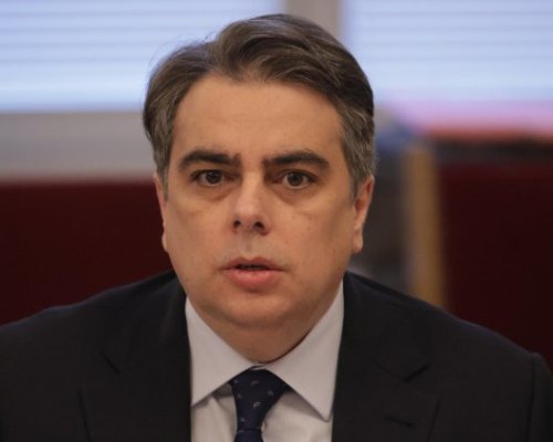 Асен Василев: Оставка веднага, Борисов да не чака Нова година