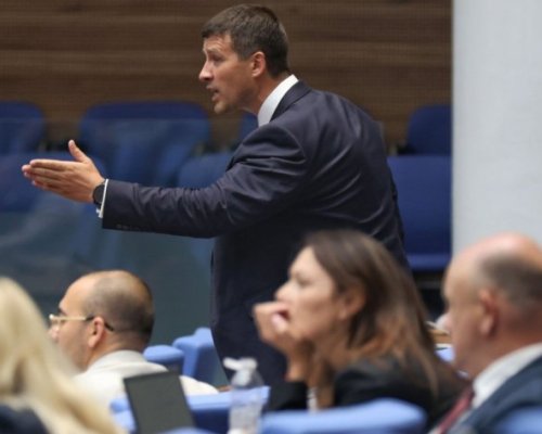Ивелин Михайлов: Решението е на Борисов, Пеевски беше изненадан