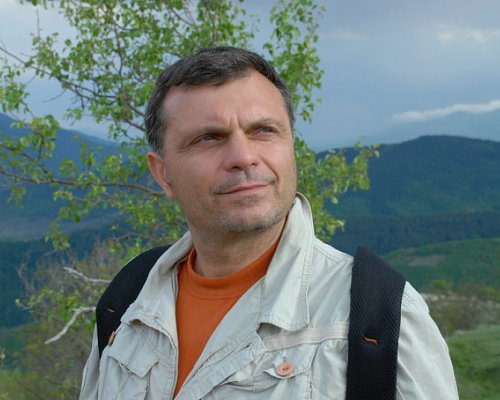 Доц. Момчил Дойчев: Оставката на кабинета  Желязков -капан за демокрацията и път към диктатура