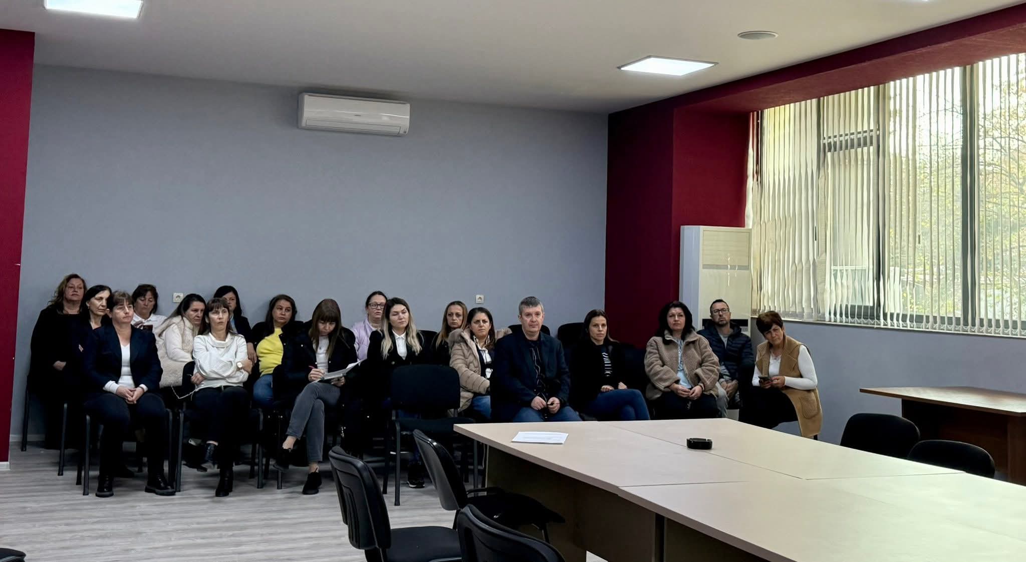 Община Кресна обновява административната си сграда с европейски средства