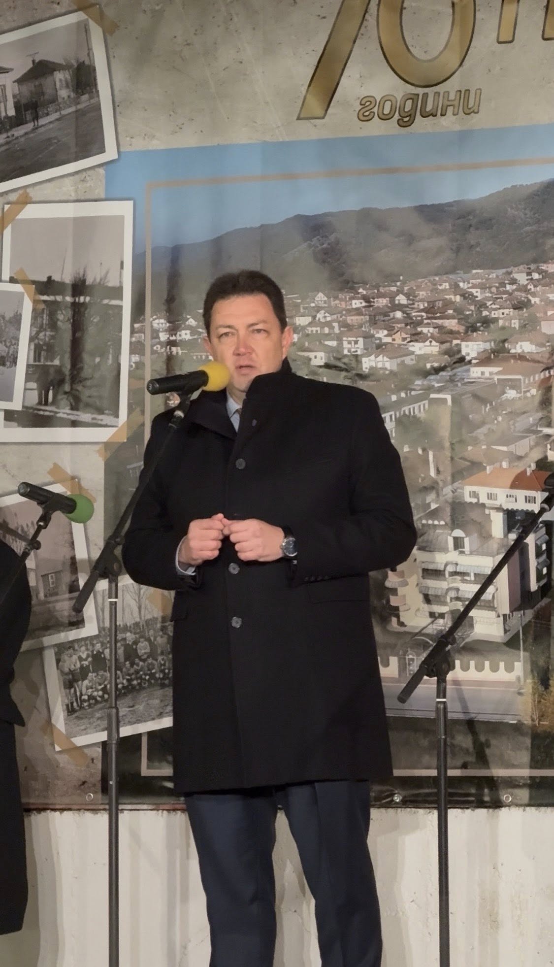 Кметът Димитър Бръчков поздрави жителите на село Първомай за 70-годишнината на селото Кметът Димитър Бръчков поздрави жителите на село Първомай за 70-годишнината на селото