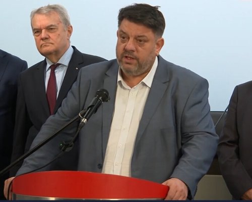 Изпълнителното бюро на БСП подава оставка