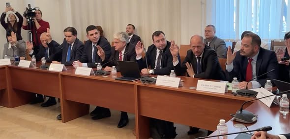 Депутатите вече без охрана от НСО вътрешната комисия прие законопроекта на първо четене Депутатите вече без охрана от НСО вътрешната комисия прие законопроекта на първо четене