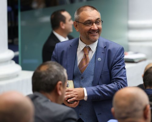 Андрей Чорбанов напуска парламентарната група на  Има такъв народ