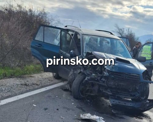 Тежко ПТП край село Господинци, има пострадали