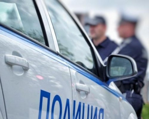 Полицията задържа 22-год. от село Бел камен, шофирал  Киа Соренто  с фалшиви номера в Конарско