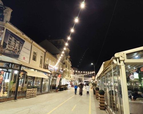 Christmas Street Nights превръща центъра на Сандански в сцена на музика и празнично настроение