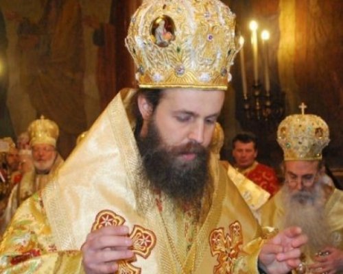 Митрополит Серафим: Църквата се моли за мира и добруването на народа