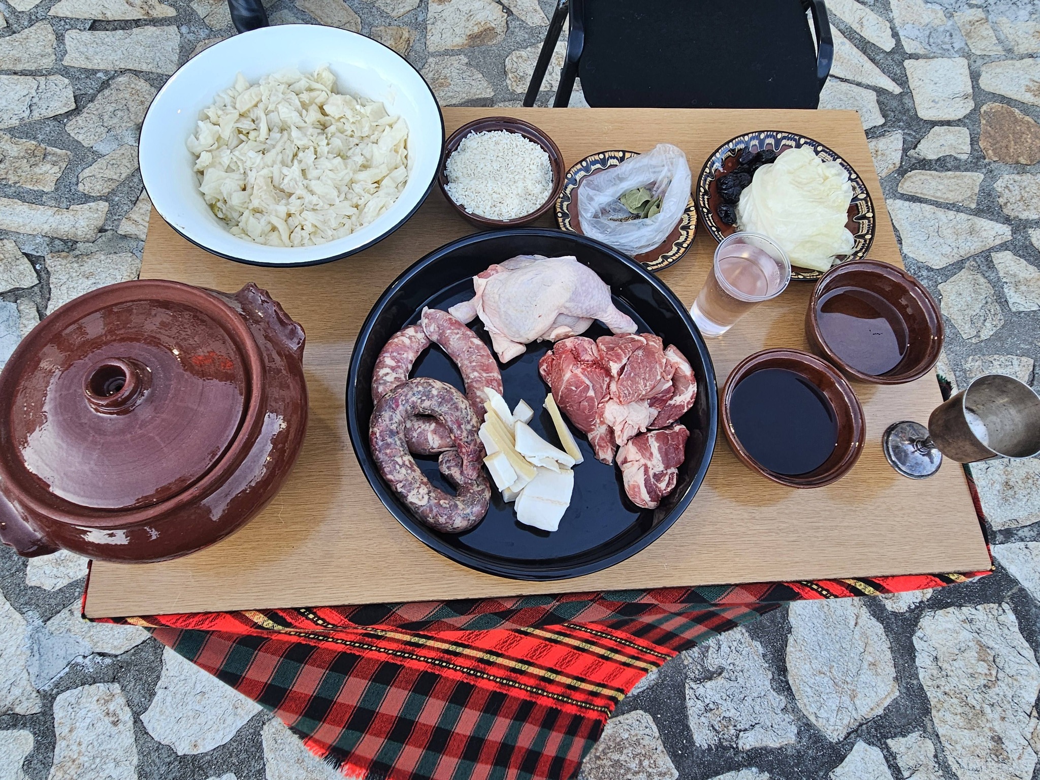 Традиция и вкус на празника на Добринищката капама