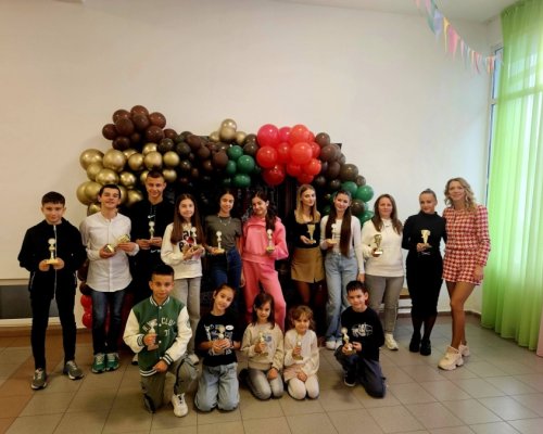 СК Звездите отпразнува успешна година с коледен банкет и 123 медала в Петрич