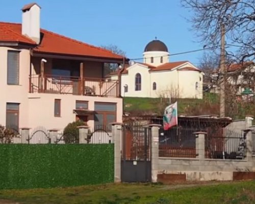 Селото на богатите-без банкомат, магазин и поща