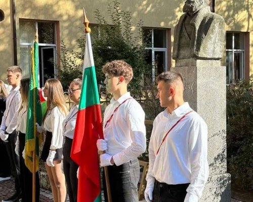 Дупница почита 178 години от рождението на Христо Ботев и Богоявление на 6 януари