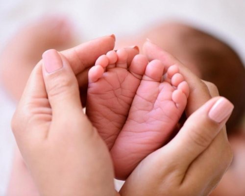 14-годишна роди първото бебе за 2026 година в Дупница