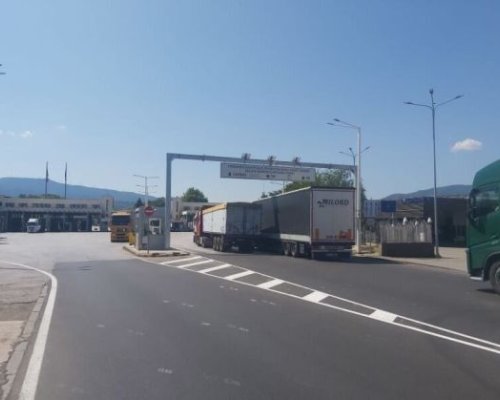 Възстановено е движението за тежкотоварни автомобили през ГКПП Илинден-Ексохи и Кулата-Промахон