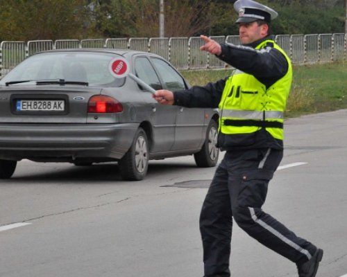 Внимание шофьори! Засилени полицейски проверки по пътищата в Кюстендилска област