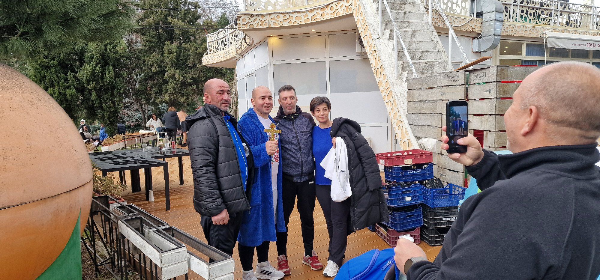 Лазар Джаков хвана Светия кръст в езерото на Сандански! Лазар Джаков хвана Светия кръст в езерото на Сандански!