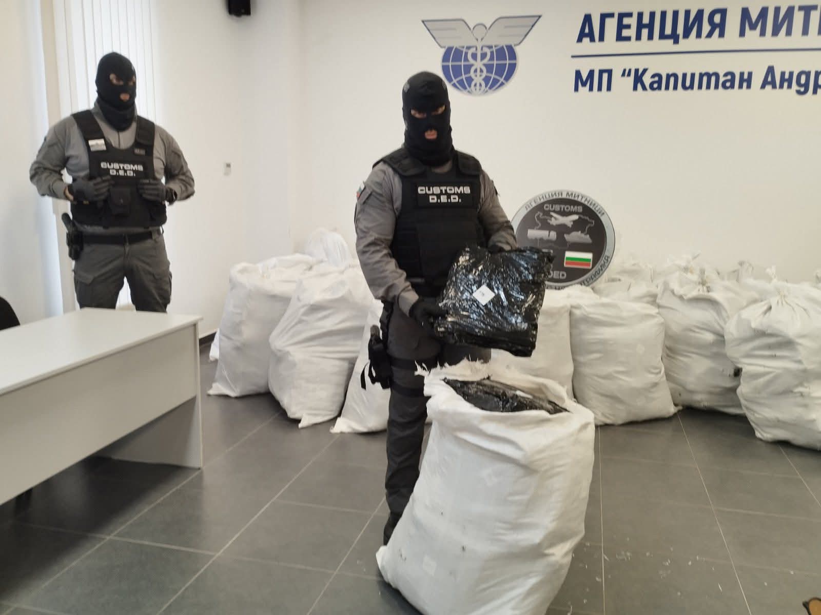 Над 6 млн. евро марихуана спряна на  Капитан Андреево , задържан е 49-годишен полски гражданин