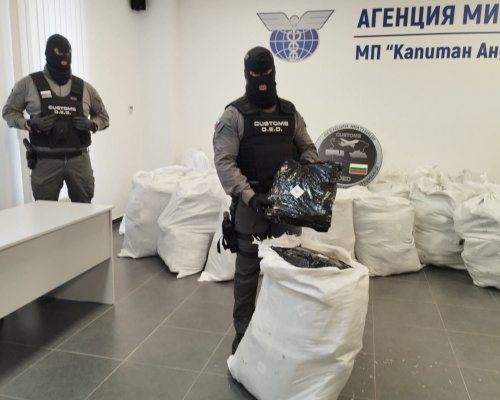 Над 6 млн. евро марихуана спряна на  Капитан Андреево , задържан е 49-годишен полски гражданин