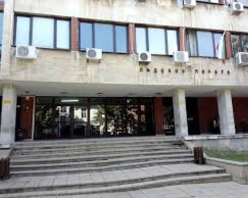 Затвор за мъж, стрелял с газов пистолет в центъра на Дупница