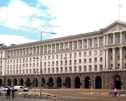 Министрите в оставка обсъждат инвестиционната политика на Държавния пенсионен фонд днес