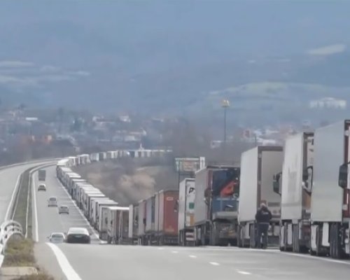 Възстановено е движението през ГКПП Кулата-Промахон
