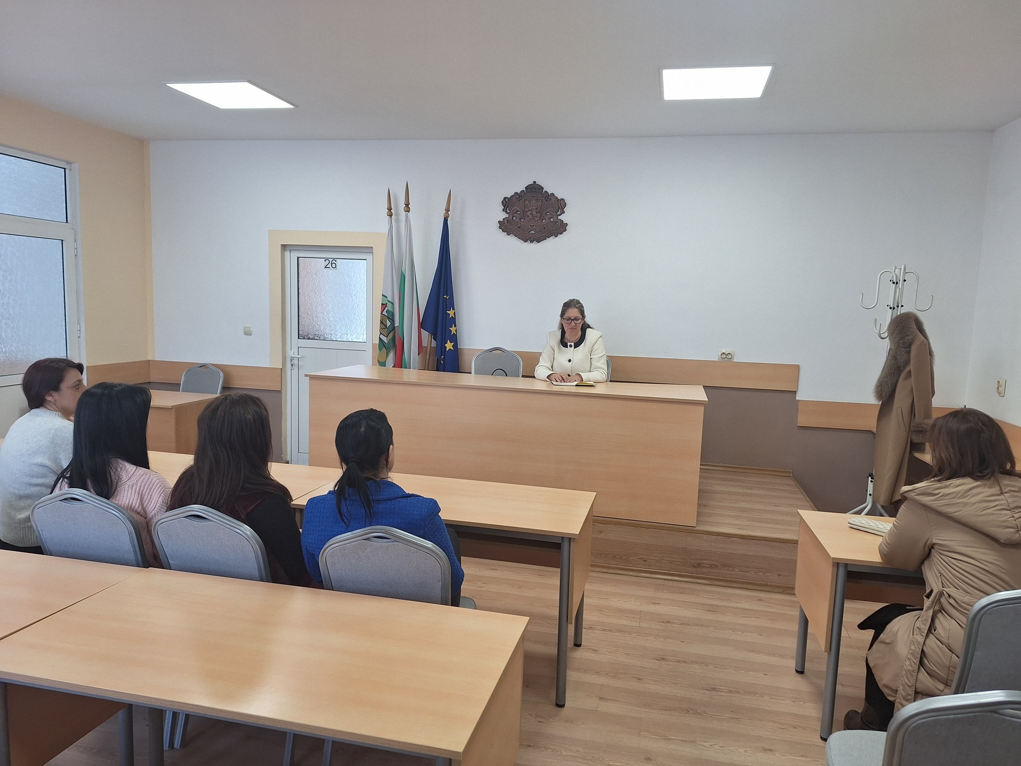 Депутатът от ДПС Фатима Йълдъс се срещна с хората в Сатовча