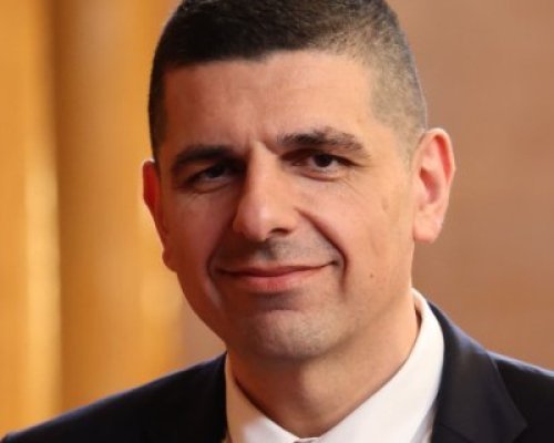 Ивайло Мирчев отговори на Борисов: Никой не е плащал на протестиращите-отвратени са истински от вас