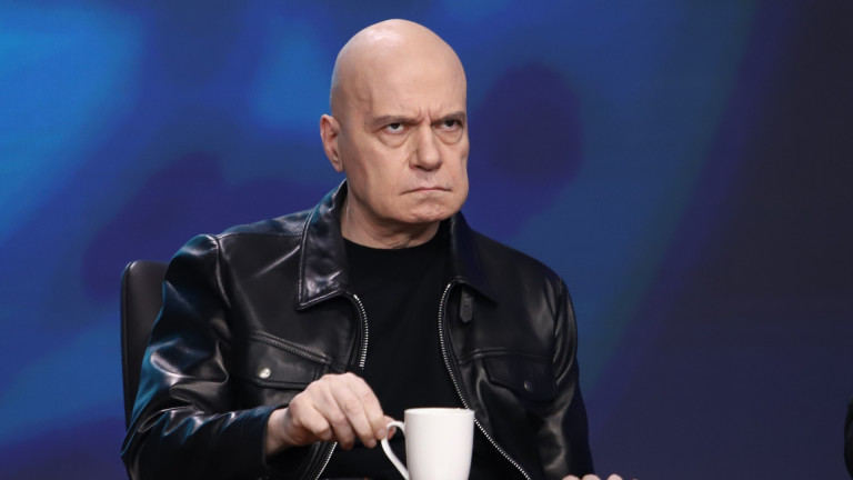 Слави Трифонов за отношенията с РСМ: На сила хубост не става, ще гледате ЕС през крив макарон