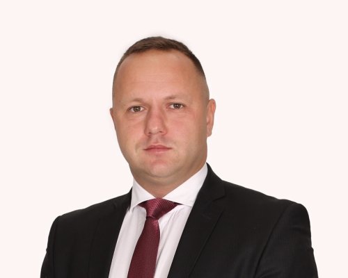 Георги Батев : Честит Банго Васил на всички празнуващи!