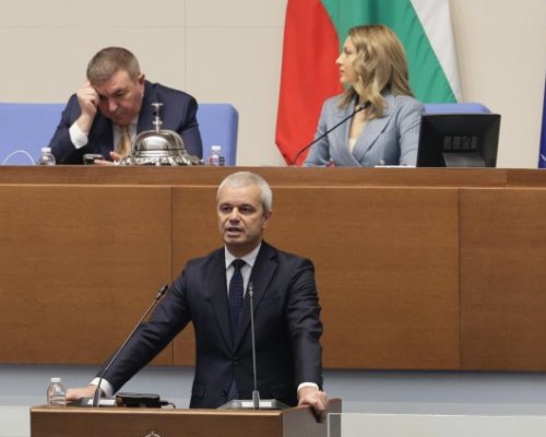 Костадинов поиска части от Украйна да бъдат присъединени към България
