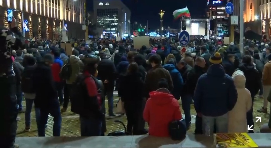Протест в София: Искане за 100 машинен вот на следващите избори