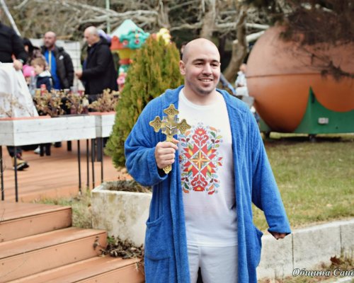 От кръста към каузата: Лазар Джаков подкрепи лечението на малкия Йоан от Благоевград