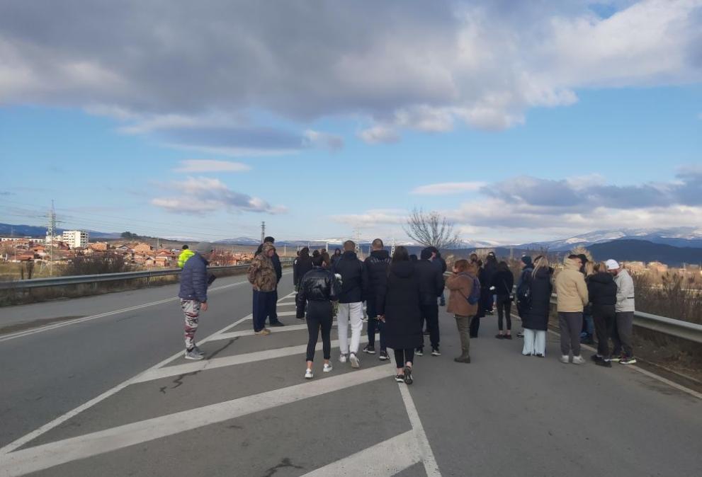 Прокуратурата обвини двама за фаталната катастрофа с коне край Кюстендил Прокуратурата обвини двама за фаталната катастрофа с коне край Кюстендил