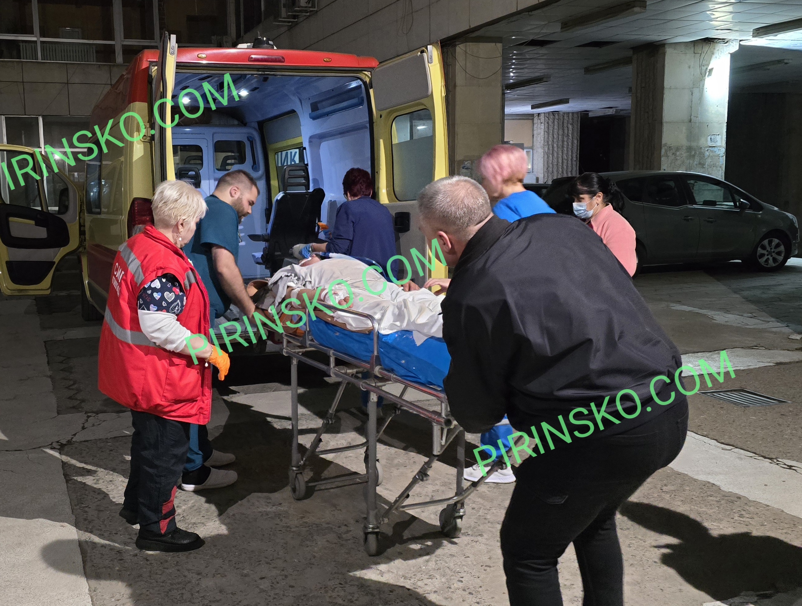 Мъж от Рибново се бори за живота си след тежката катастрофа край Градево