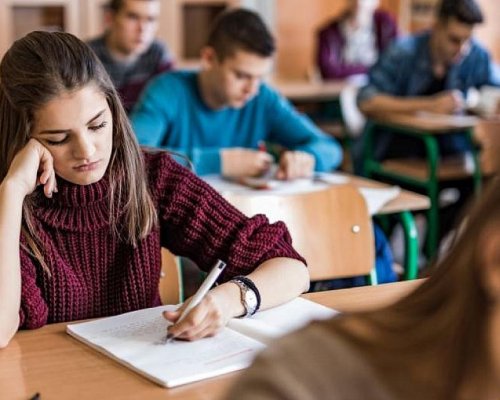 Обрат в училище! Нов изпит в 10-и клас